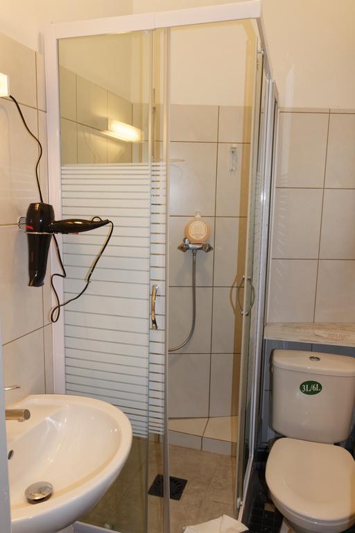 Hotel Le Relais Йо  Екстериор снимка